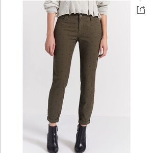 CURRENT/ELLIOTT The Easy Stiletto With Rolled Hem in Rural Green Polka D…